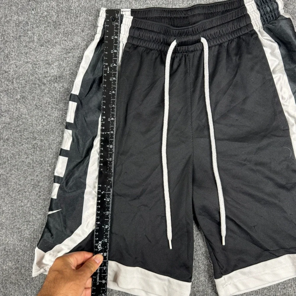Nike Shorts Mens Size M Black Dri-Fit Basketball Athletic Mesh Drawstring Casual